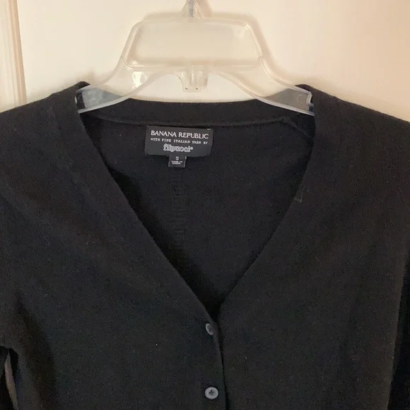 Banana republic black cardigan size s with fine Italian yarn by filpucci - Picture 3 of 7